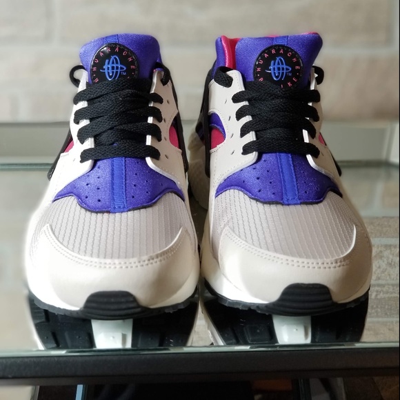 🚨SOLD🚨 Nike Air Huarache Run - Picture 2 of 5